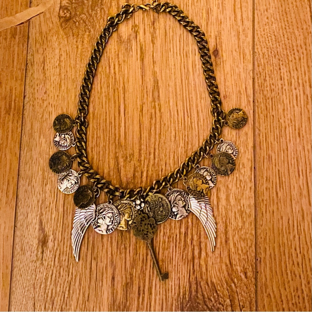 Chunky necklace